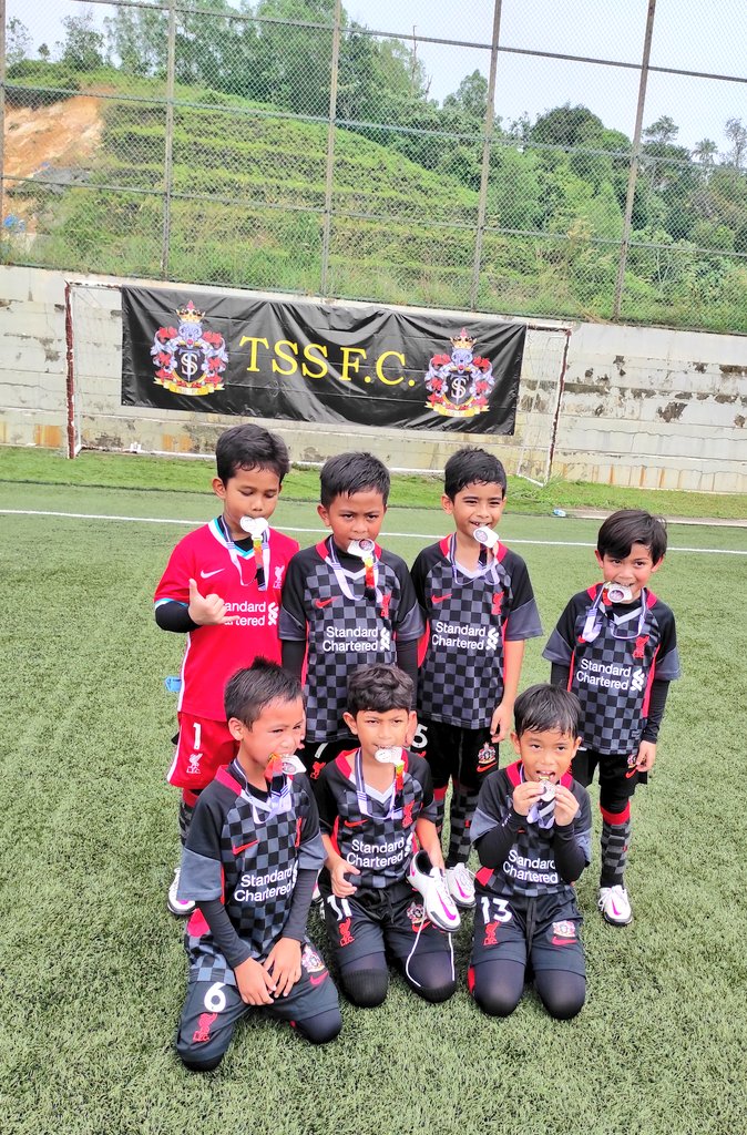 PapaQQs's tweet photo. Done for today!
Welldone boys! 
#TSSCup2020
#TSSFC
#U7 
#AkademiBolasepakMerahKuning
#grassrootsfootball 
#Grassroots 
#DenyutNadiAkarumbi
#DNA https://t.co/zQ8VRrf3w6
