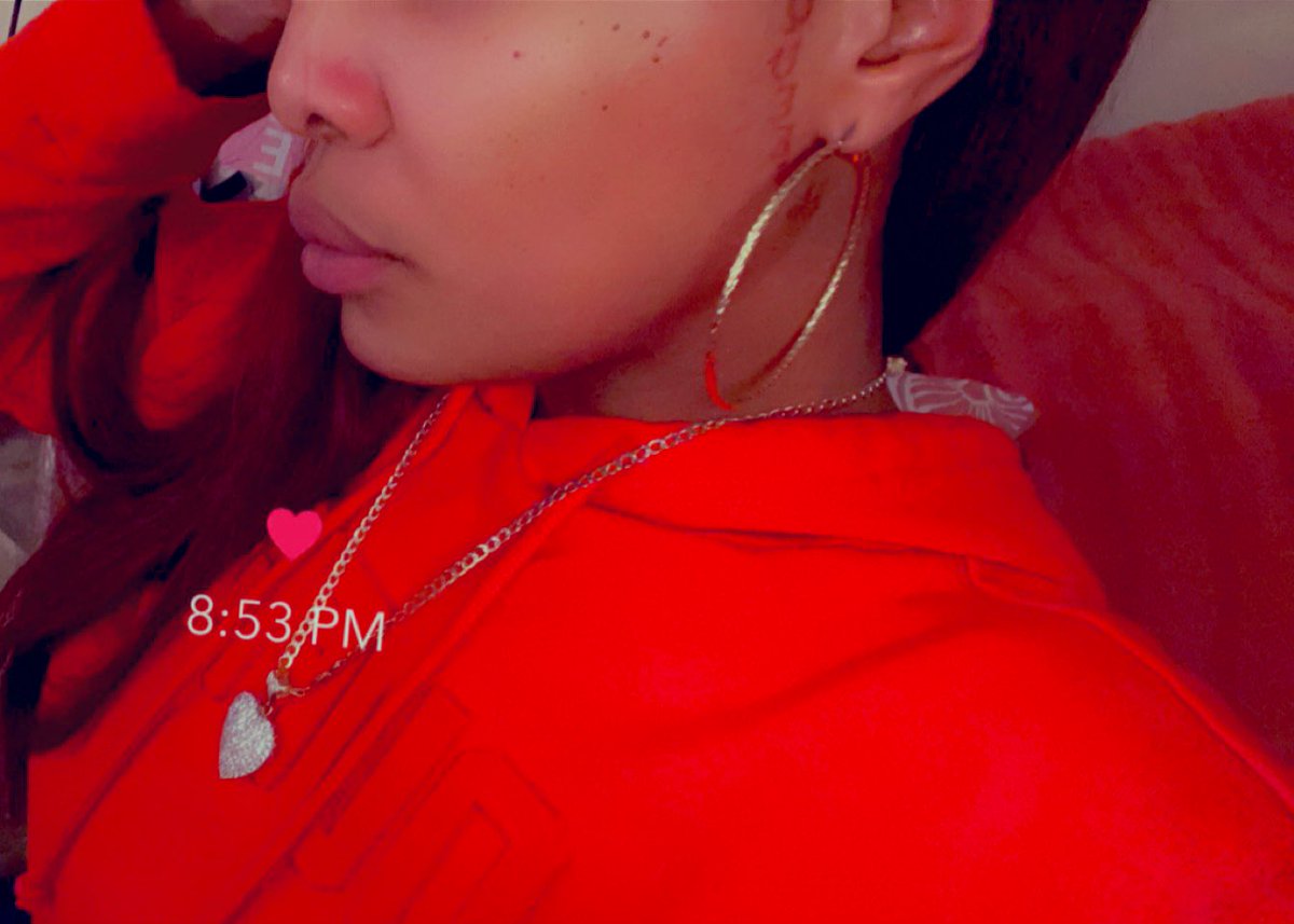 ItsWinterHeaux's tweet photo. #QueenWinterโจโ๏ธ https://t.co/y6ERtOMAcq