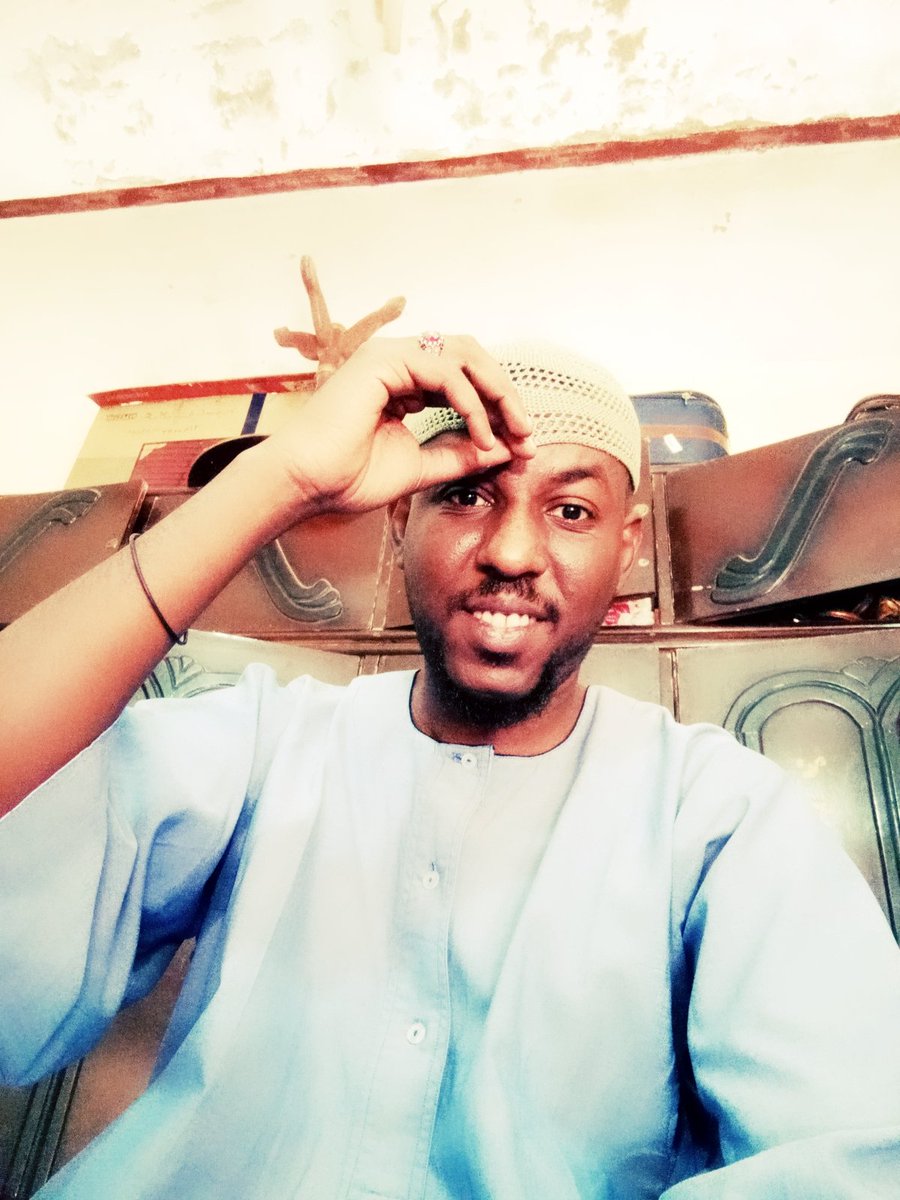 Saoo3dy1's tweet photo. الحياااااااة. قاسية احيانا. وجميلة احيانا اخرى. كن بسيطا جميلا وجاهزا لها. فكما تتجهز لتقلبات الطقس. تجهز لتقلبات الحياة. وكن دائما شاكرا لربك وحامدا وراضيا بما قسم لك   .                     😴💤 https://t.co/qWF6232nO2