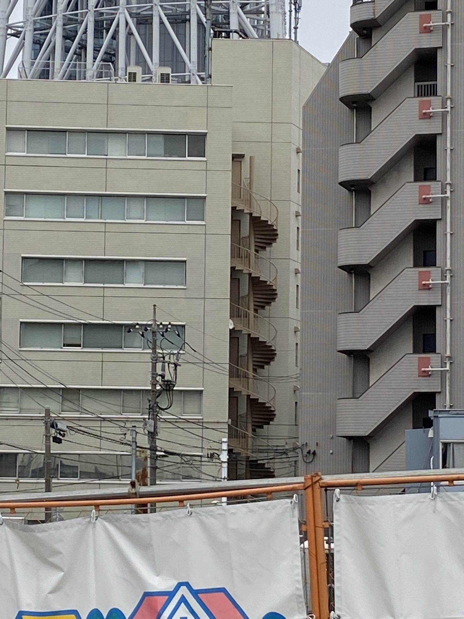 スカイツリーと螺旋階段 Twitter Search Twitter