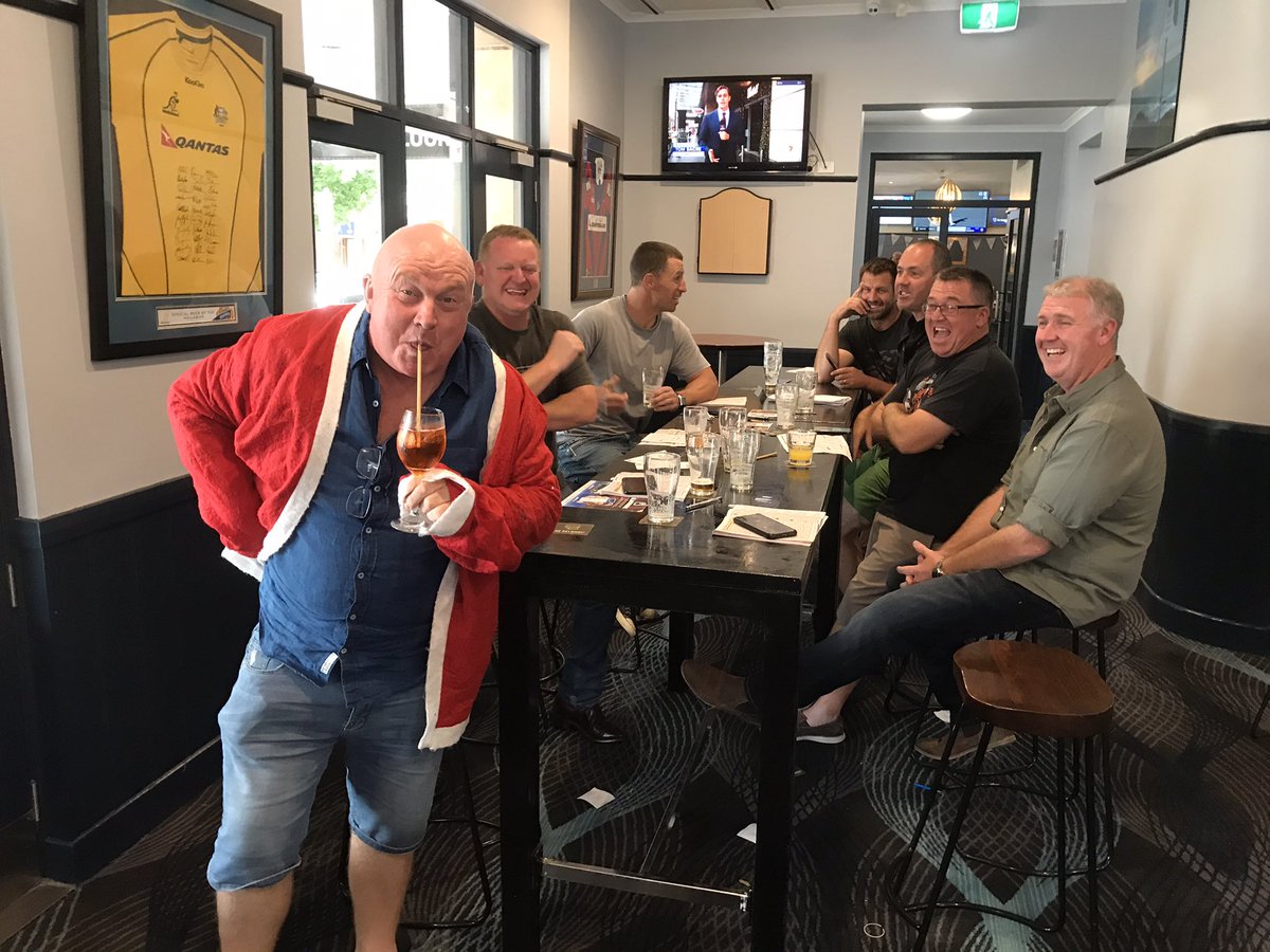 JNBuffier's tweet photo. The cream rises to the top.

A wildcard winner on a 20/1 shot in the last delivers a second Festivus punting crown to The Commodore @CommodoreSSE https://t.co/gI4pjlyQN5