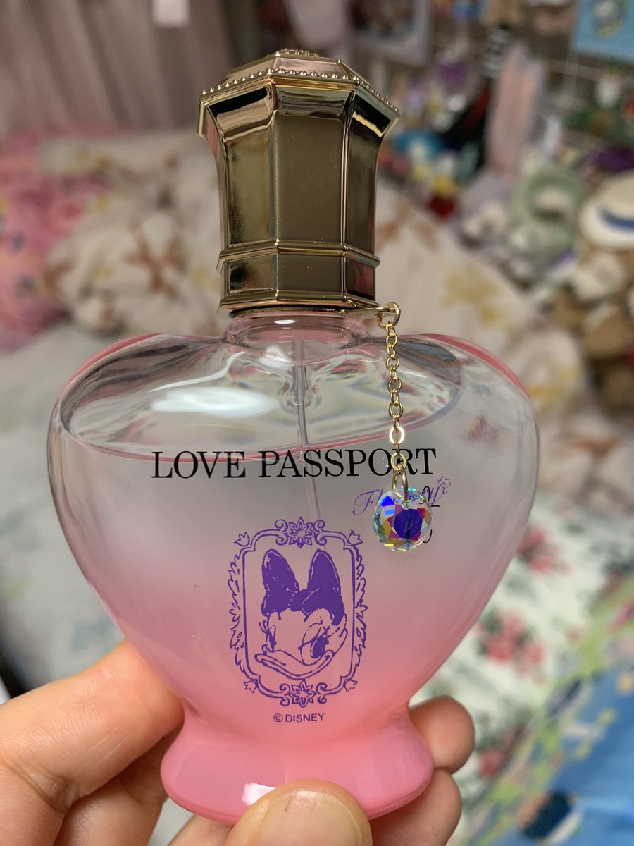 りーな どうしても欲しくて買ったdecorteのキモノ ユイ オードトワレとディズニーストアでパケ買いしたラブパスポート イットフラワリー オードパルファム デイジー りーな どうしても欲しくて買ったdecorteのキモノ ユイ オードトワレとディズニーストアでパケ買いしたラブパスポート イットフラワリー オードパルファム デイジー