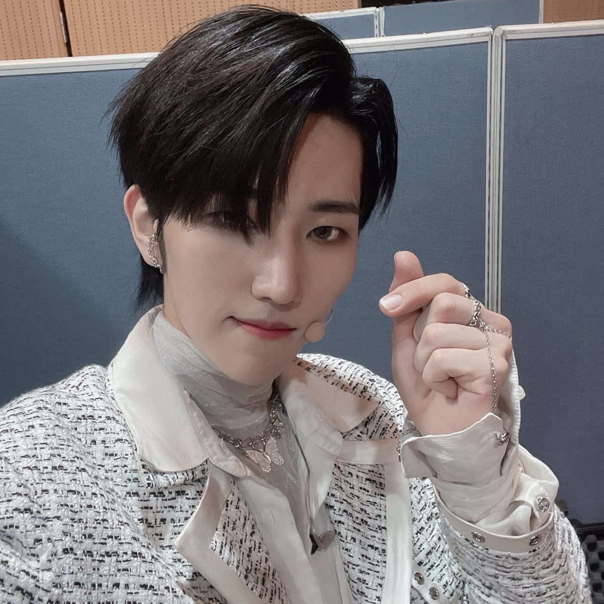 ELASTofficial's tweet image. 엘링❤️❤️
너무 보고싶어요ㅠㅠㅠ 
좋은 주말 보내고!! 맛있는 거 많이 먹어요!!!❤️
#Elast #엘라스트 #백결 #baekgyeul