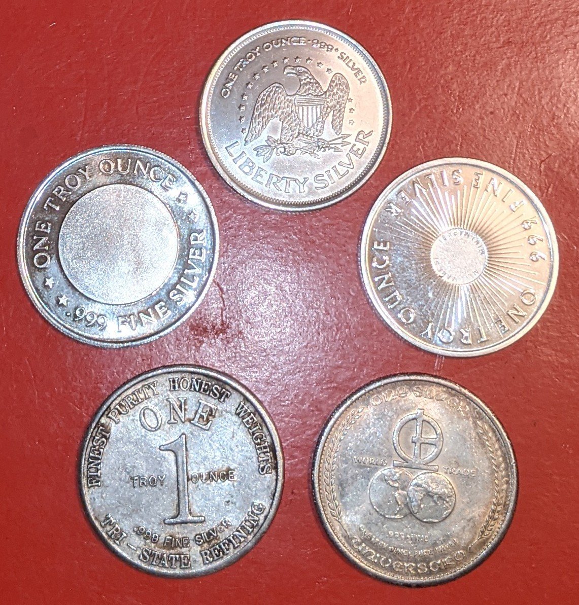 #Saturdaynightcoinshow
IMO silver is one of your best investments.  Track silver trends over the past decades and you'll see silver has lots of room for growth. (Compare silver to gold.  In the 60s the values were +/- 25/1... Today +/-  80/1). Silver has to climb.