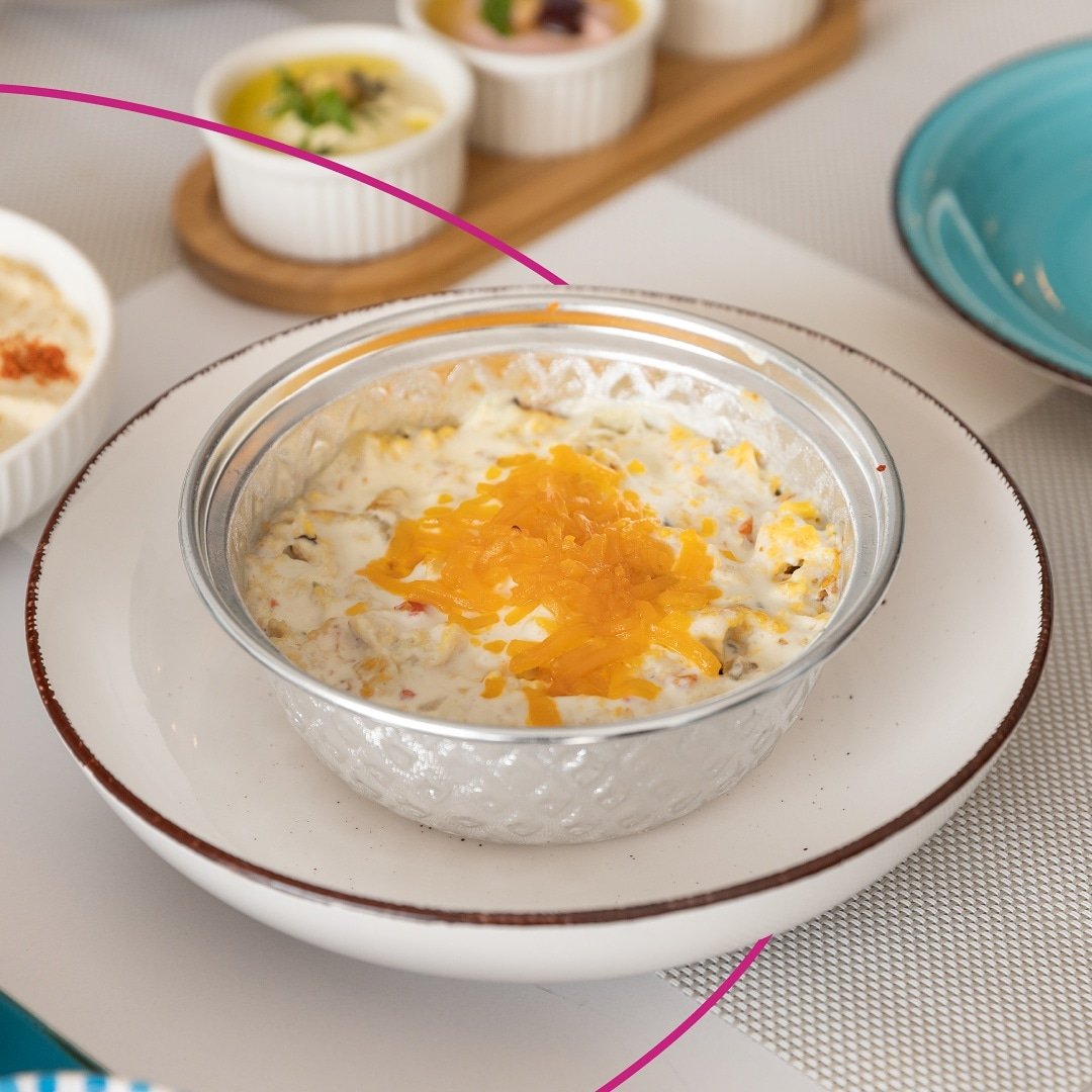 dumbiryani_sa's tweet photo. جربت البيض عندنا 🍳🥚
طبق بيض دومبرياني غير 😍😋
طبق مليان بأشياء لذيذ 😍😍

#صباح_الخير 
#مطاعم_الرياض 
#الاجواء_الحلوة 
#حلو_الكلام
#السناب 
#صباح_Iلخير 
#فطور
#السبت https://t.co/rcGkpKw7mw