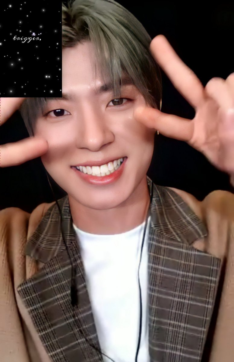 201219 영통팬싸
✌️😊✌️
#ONEWE #원위 
#강현 #Kanghyun #カンヒョン