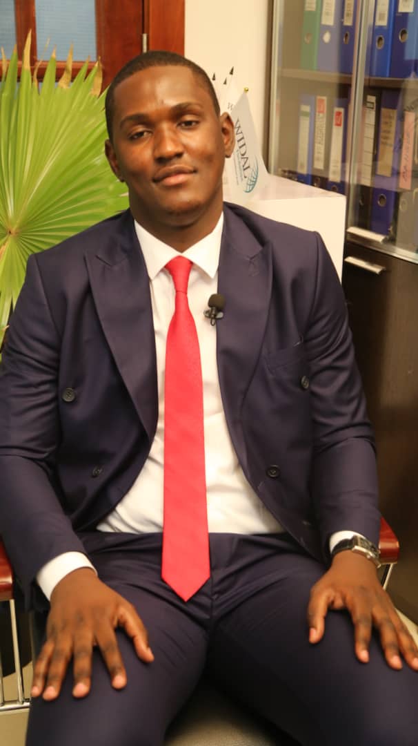 beni_musheni's tweet photo. En ma qualité d'ambassadeur, responsable de la jeunesse et des associat° affiliées à la @FondationWidal, je vs prie de bien vouloir ns suivre ce samedi à 16h sur télé 50 au micro de Mme Solange KWALE sur l'émission #MPIFO.
@GuyLoando_ @Bernardkayumba9 @serge_nkonde @NadineMangabu https://t.co/kFoC8wtGzp