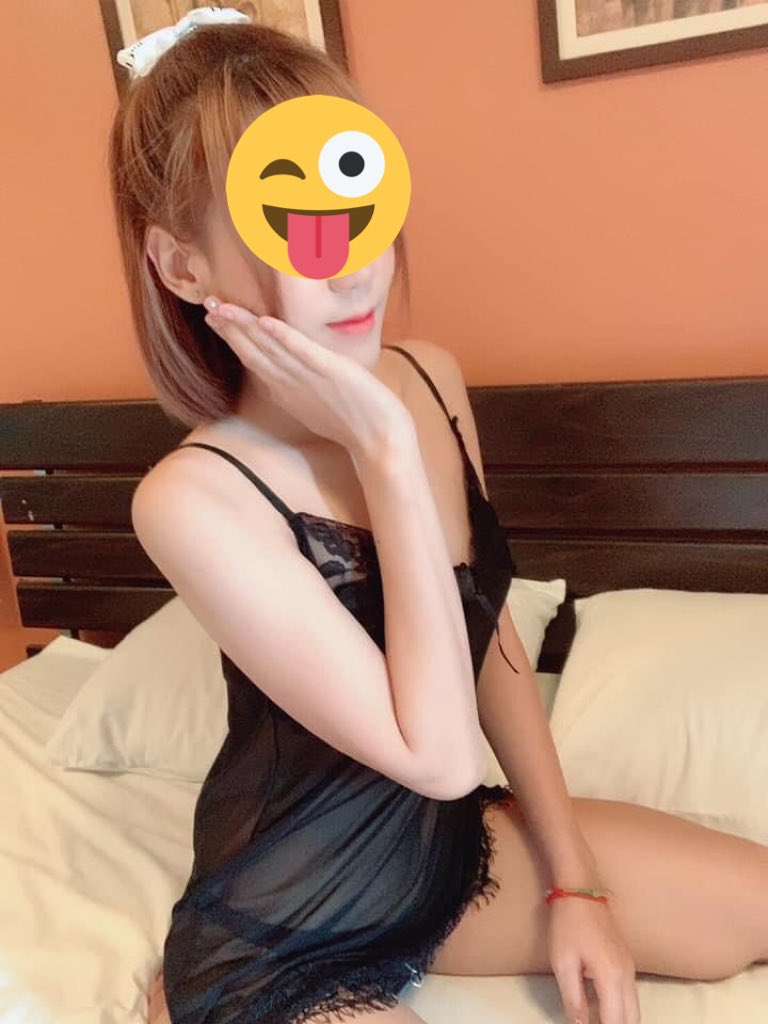 Mo85631548's tweet photo. ใสชุดสีดำ เขาบอกเซ็กจัด แต่ที่แน่ๆ อยากโดนพี่จัดมากดว่า 😝 1200฿/1น้ำ/40นาที ฟรีห้อง ตัวเมืองภูเก็ต แอดไลน์ @773oeddr https://t.co/FbtI1ESFnJ 
#รับงานภูเก็ต #นัดเย็ดภูเก็ต #ไซด์ไลน์ภูเก็ต #นักศึกษารับงานภูเก็ต #ภูเก็ตรับงาน #ภูเก็ตนัดเย็ด #ขายตัวภูเก็ต https://t.co/vkBYrOn02L