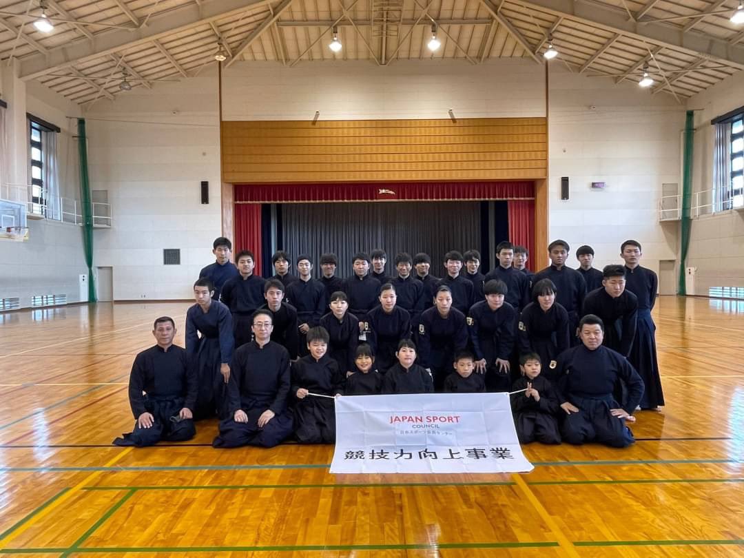 高知中央高等学校 Twitter પર 銃剣道部 Joc銃剣道合宿 1日目 昇段審査 初段 1年 永田 來 光内 西山 笹岡 2年 楠瀬 黒岩 森本 斎藤 2段 2年 大野 3年 岡田 笹岡 太田 が受験しました T Co Kmdk6tphhj Twitter 高知中央高等学校 Twitter પર 銃剣道部 Joc銃剣道合宿 1日目 昇段審査 初段 1年 永田 來 光内 西山 笹岡 2年 楠瀬 黒岩 森本 斎藤 2段 2年 大野 3年 岡田 笹岡 太田 が受験しました T Co Kmdk6tphhj Twitter