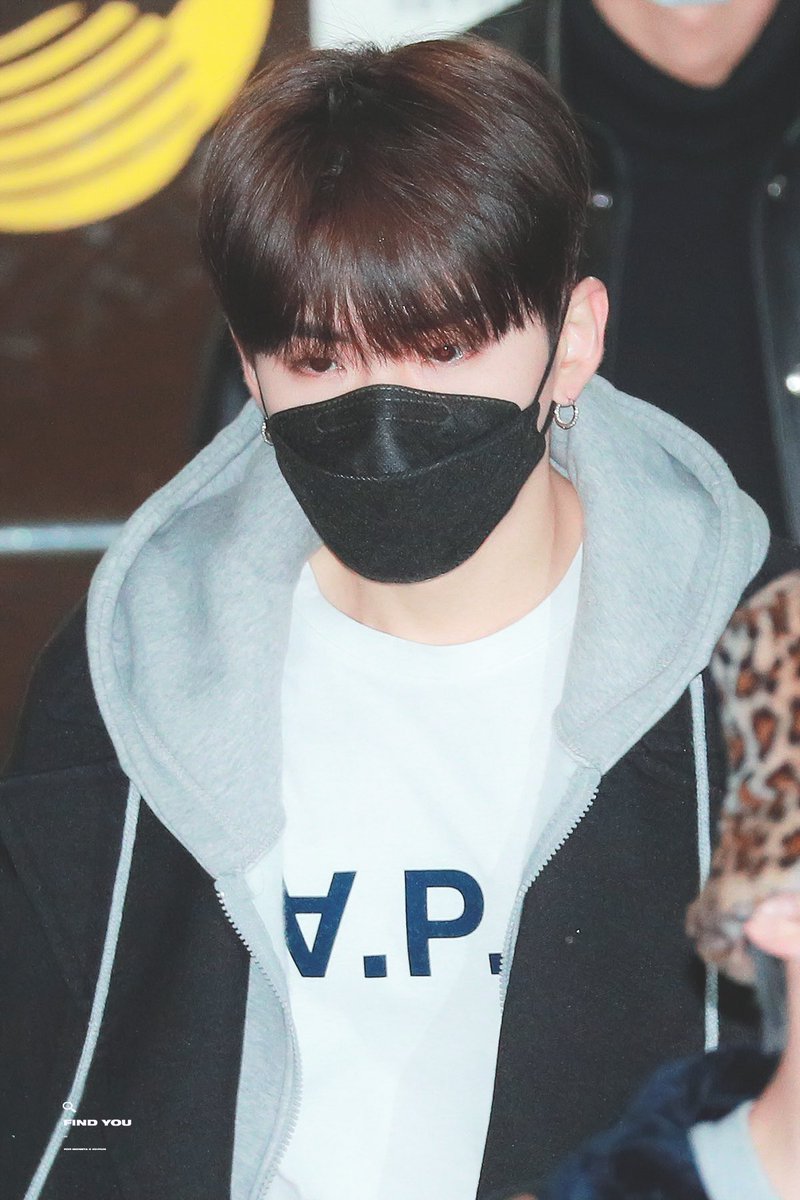 FINDYOU_1122's tweet photo. 201218 #몬스타엑스 #MONSTA_X #기현 #KIHYUN @OfficialMonstaX https://t.co/Rg7iBLIUrz
