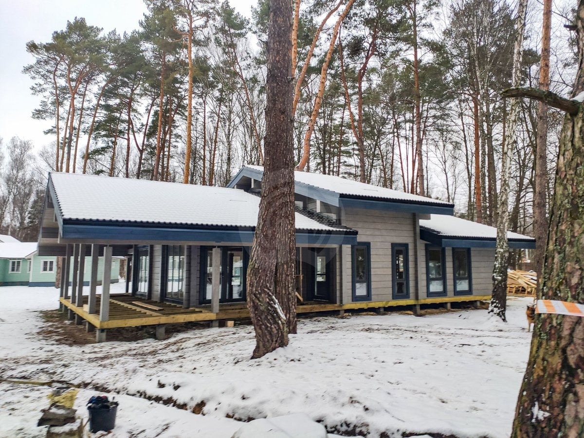 goldenlogru's tweet image. Продолжаем работы на объекте по проекту &quot;Небраска&quot; #гл_небраска в Тульской области.

#зимнийлес #домвлесу #домизбруса #клееныйбрус #красивыйдом #леснойдом #леснойучасток #деревянныйдом #строительстводома #отделкадома #покраскадома #osmo #braas