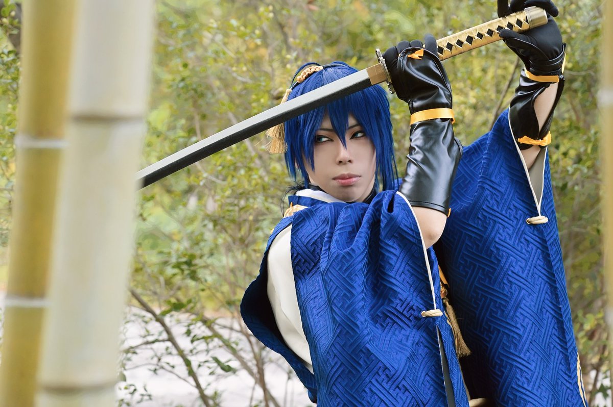 Twoucan 繋がらなくていいから刀を構える刀剣男士を見てくれ の注目ツイート コスプレ