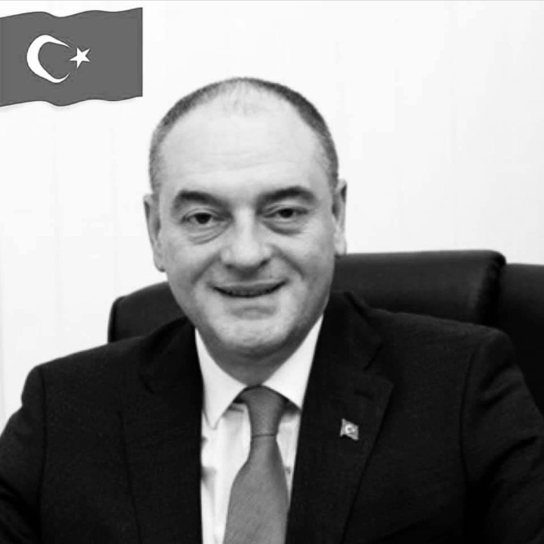 Güzel insan Nurullah hocamı kaybettik. Allah rahmet eylesin :( çok üzgünüm