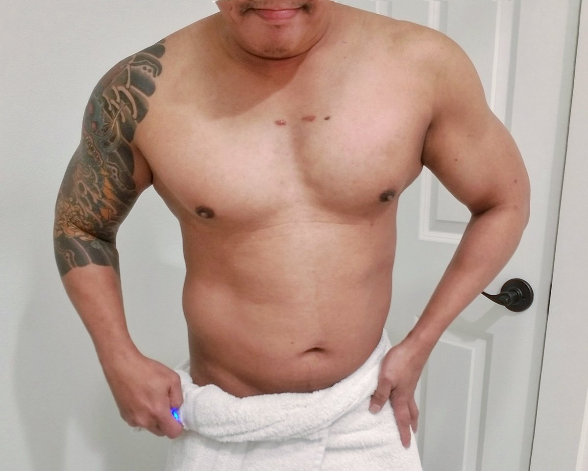 MrMildlyOffBeat's tweet photo. I think I'm slowly transforming into dad-bod. I'm liking it tho. #daddy #dadbod #musclecub #asian #brownbutt #LGBTQ https://t.co/BuakTuF1YO