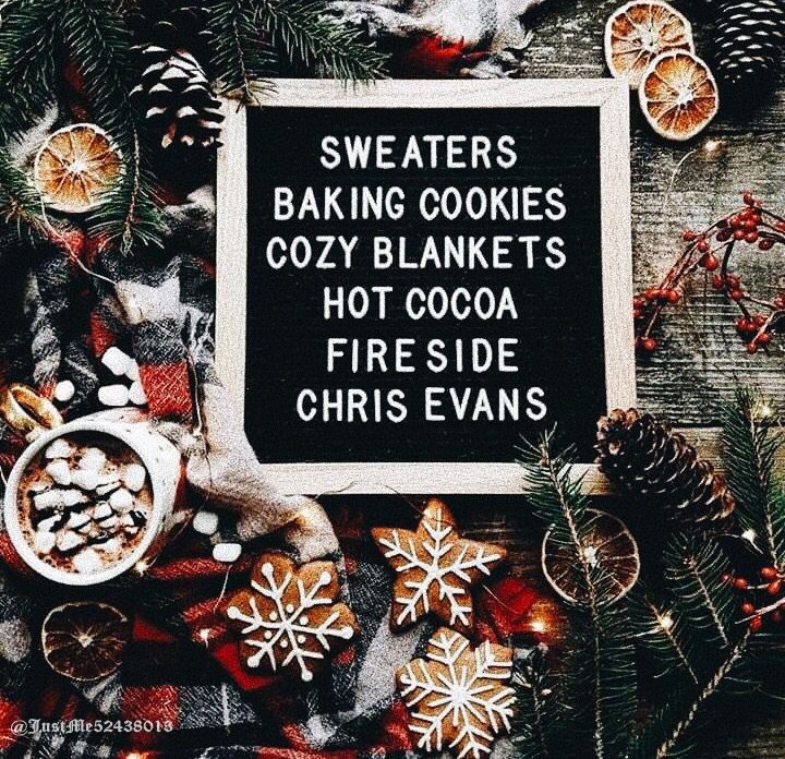 Since it's almost Christmas and we all love Chris...Chris Evans as Christmas cookies - a very sweet festive thread 