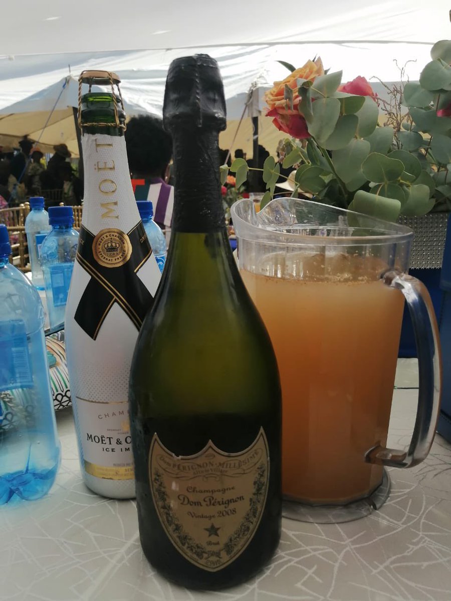 Only the best to celebrate Dr P....<a href="/PulengL/">Puleng Letsie</a> #Mafteng