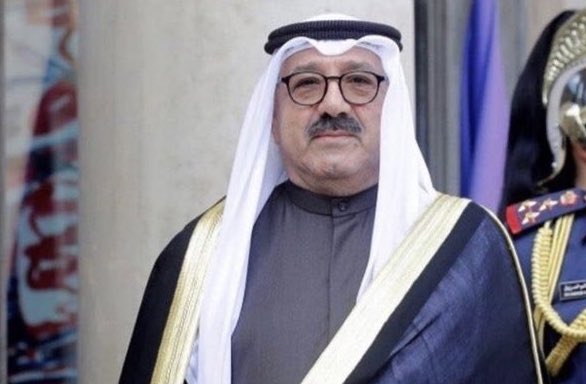 نسأل الله العظيم رب العرش العظيم أن يشفيك