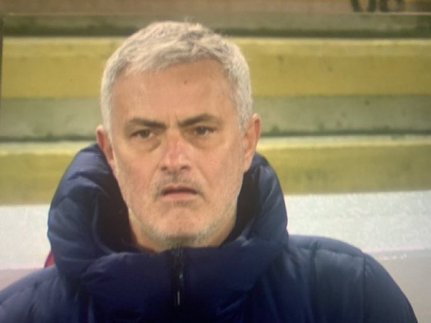 Ringsvold's tweet photo. @jonrommen Det er derfor ingen lag fra den byen har vunnet ligaen ja 😂😂 https://t.co/9JqdavOXHz