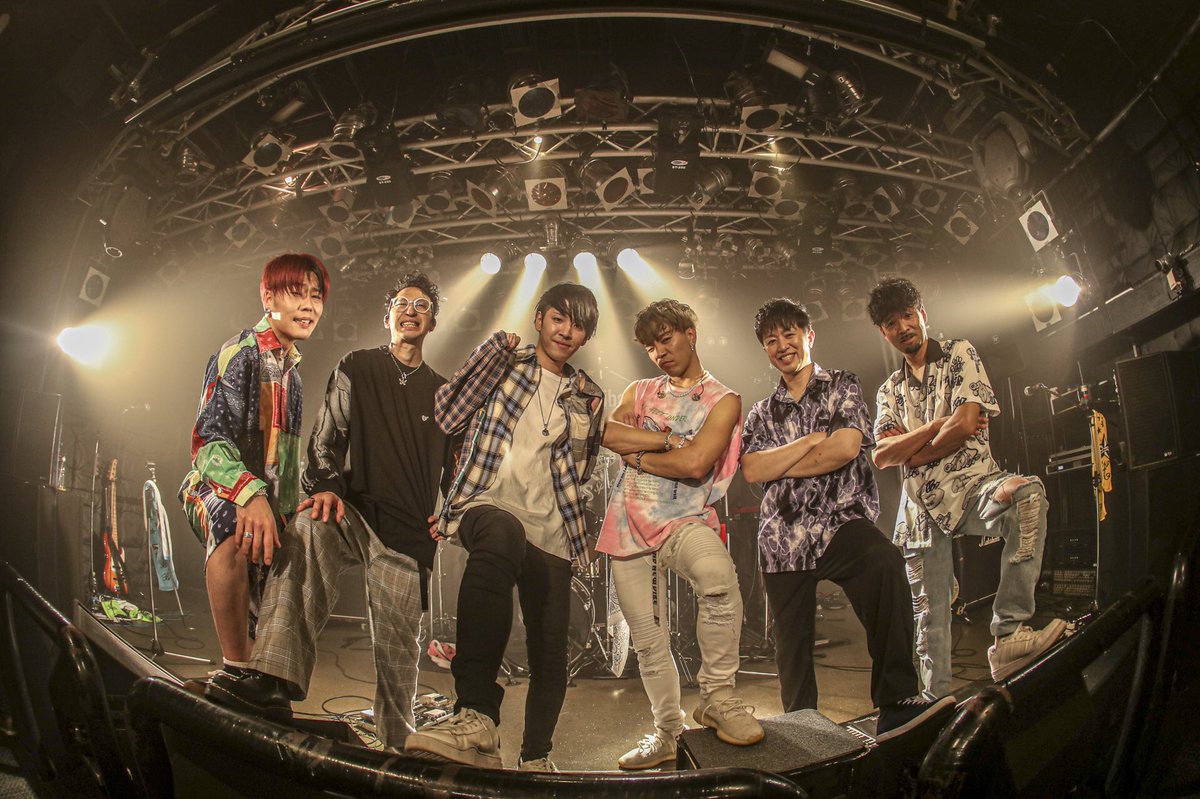 SHIGE__0518's tweet photo. 最初から最後まで全部ぜんぶぜーんぶ楽しかった！！(°▽°)

年齢的な身体の衰えが多少ございましたが、無事に終えることができました！！

明日から楽しい楽しい筋肉痛が待っている事でしょうw

リアルタイムで見てくれたみんなも、これから見てくれるみんなも本当にありがとう！ https://t.co/JiL1WroTn6