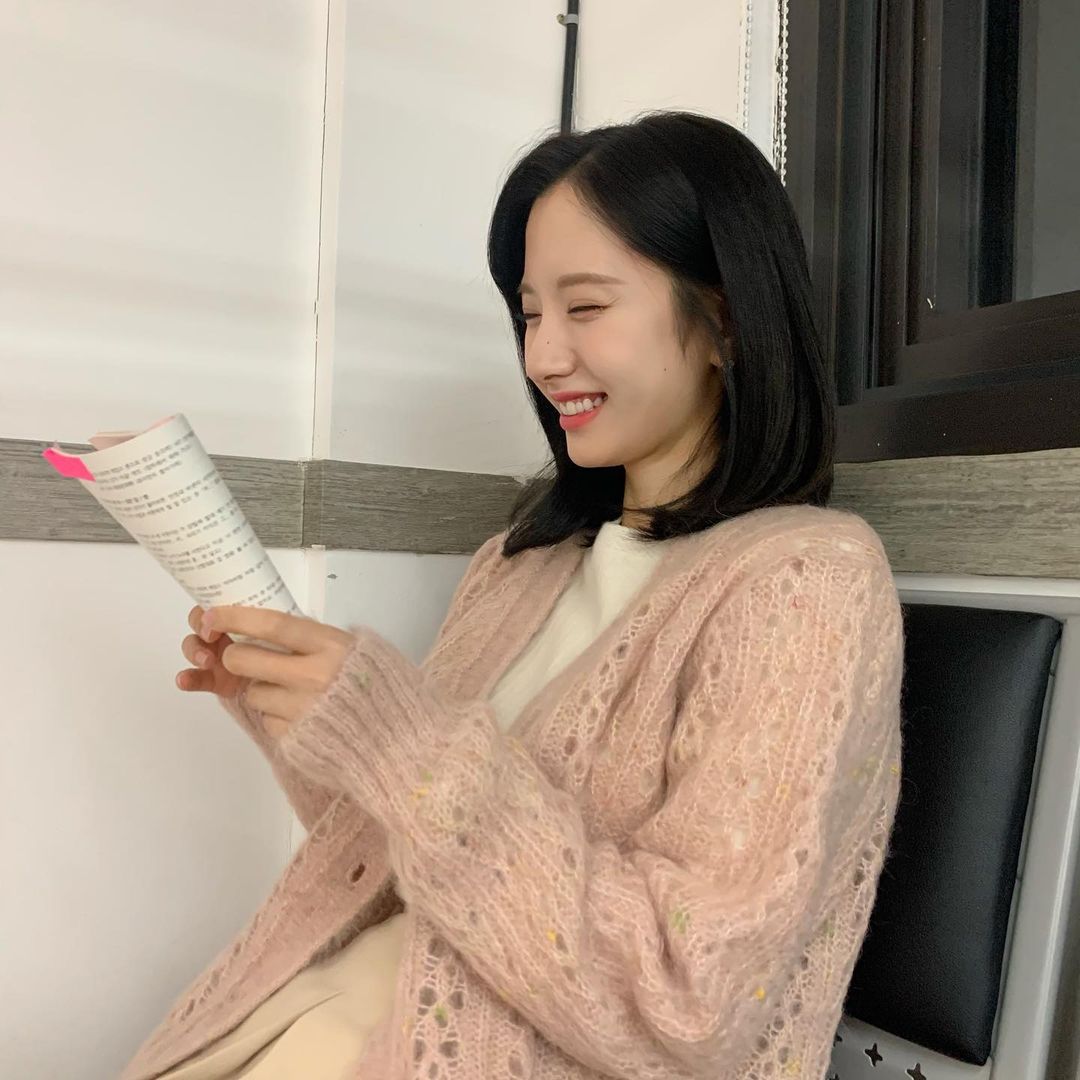 같은 드라마 메인여주 서브여주로 캐스팅
됐는데 어쩌다보니 남주는 안중에도 없고 둘이서 현실로맨스나 찍어줘