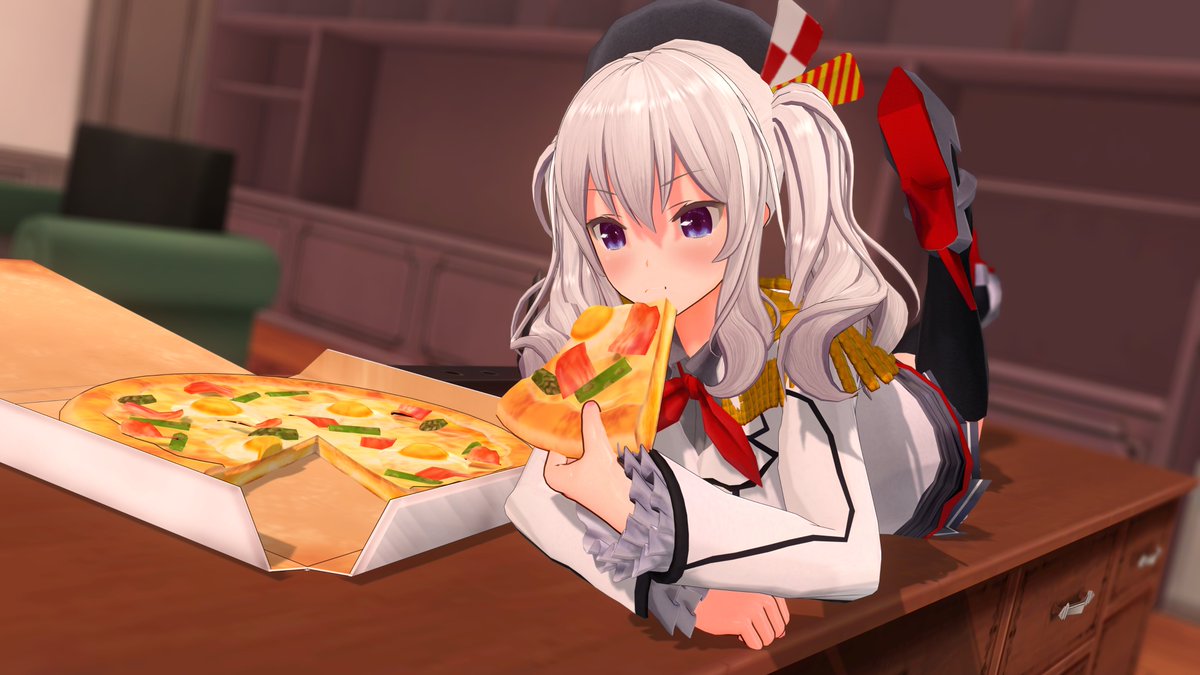 @AND_NATU ピザ食べたい… 