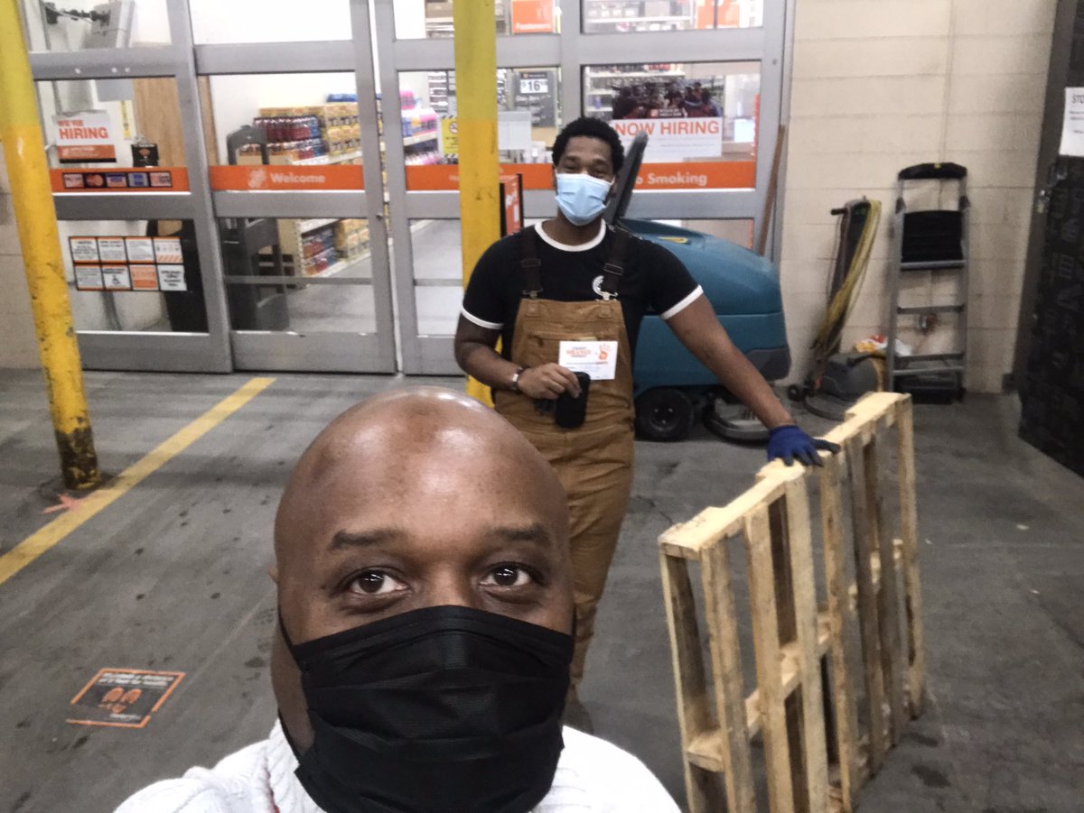 Robert (@rlm4040) on Twitter photo Recognizing Juan this morning for picking up an empty pallet. No slips trips or falls.... tripping on pallets hurt . Great job sir @jessica_witte_ @hdrharv <a href="/JonBasting/">Jon Basting4007</a> <a href="/longjacket/">Shannon Brown</a> <a href="/DeniceBillings3/">Denice Billingsley</a> <a href="/chiloreyes/">Chilo Reyes</a> @blkubes <a href="/jamieo0628/">Jamie Otis</a> @WindyHovda Recognizing Juan this morning for picking up an empty pallet. No slips trips or falls.... tripping on pallets hurt . Great job sir @jessica_witte_ @hdrharv <a href="/JonBasting/">Jon Basting4007</a> <a href="/longjacket/">Shannon Brown</a> <a href="/DeniceBillings3/">Denice Billingsley</a> <a href="/chiloreyes/">Chilo Reyes</a> @blkubes <a href="/jamieo0628/">Jamie Otis</a> @WindyHovda