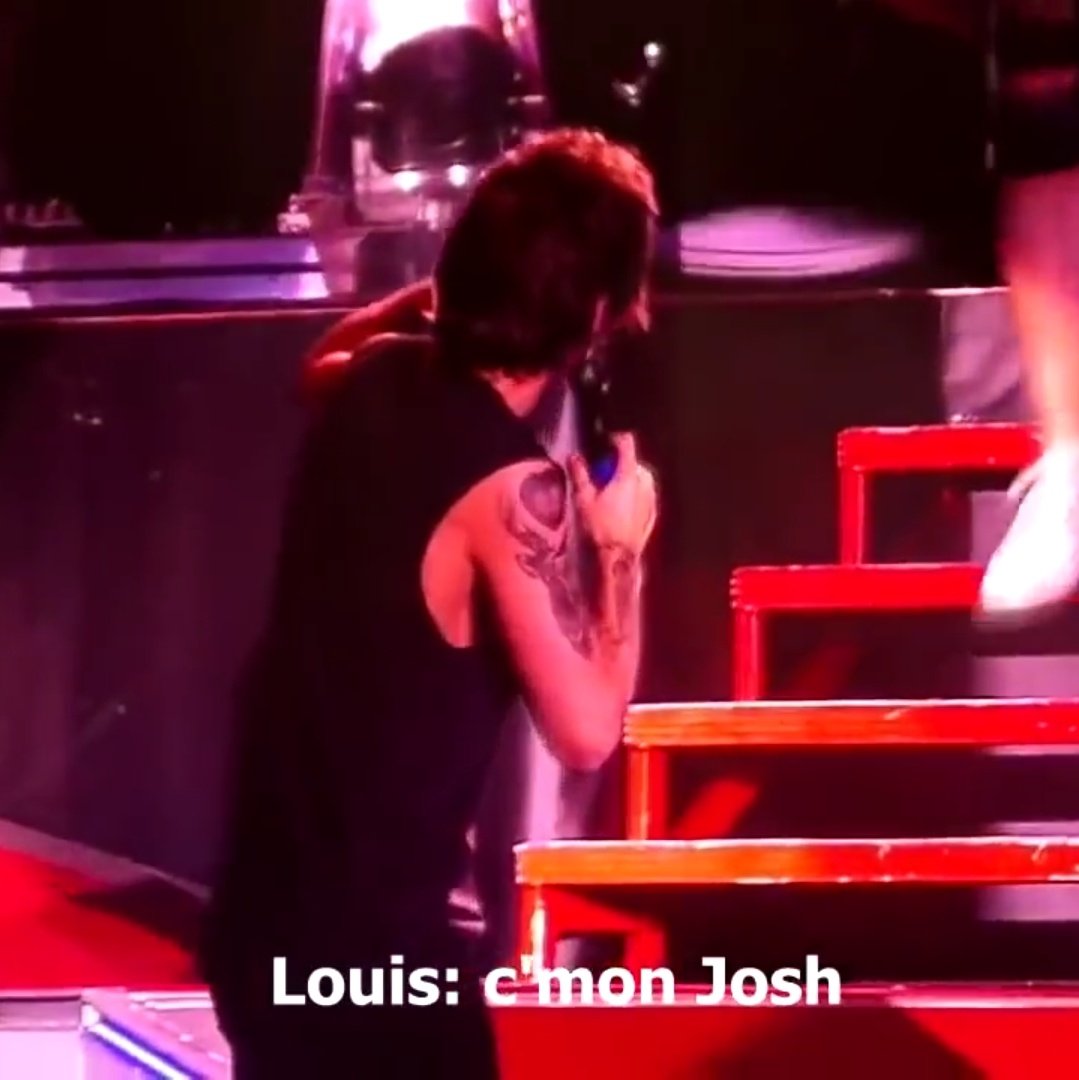 louis tomlinson being louis tomlinson ; a thread that makes you wonder if he's really the oldest