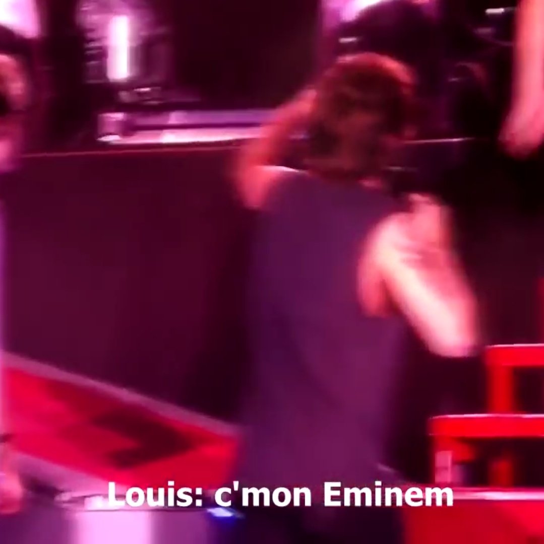 louis tomlinson being louis tomlinson ; a thread that makes you wonder if he's really the oldest