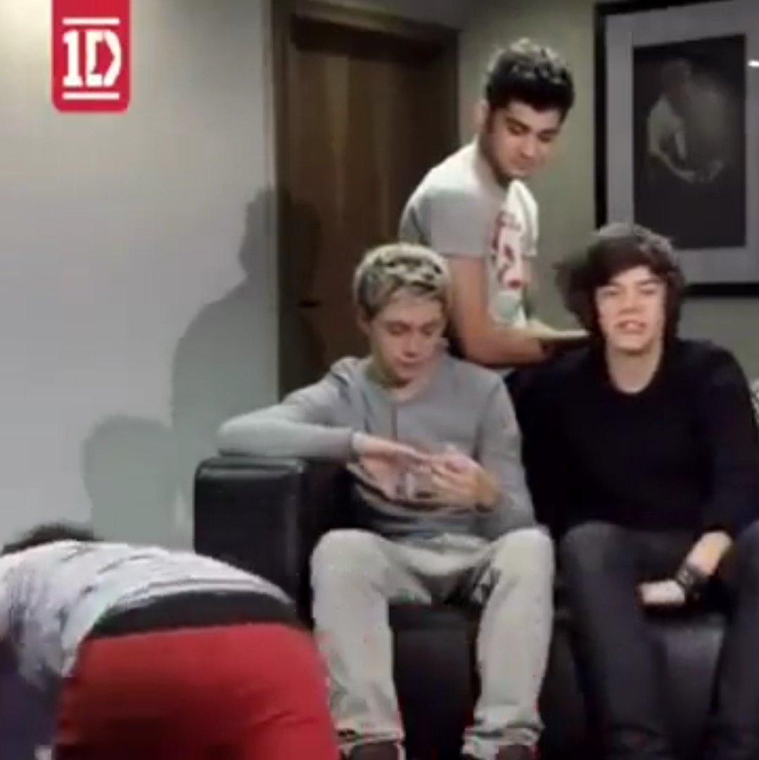 "pants.. pants... pants.... and straight in the balls, that's what im talking about"