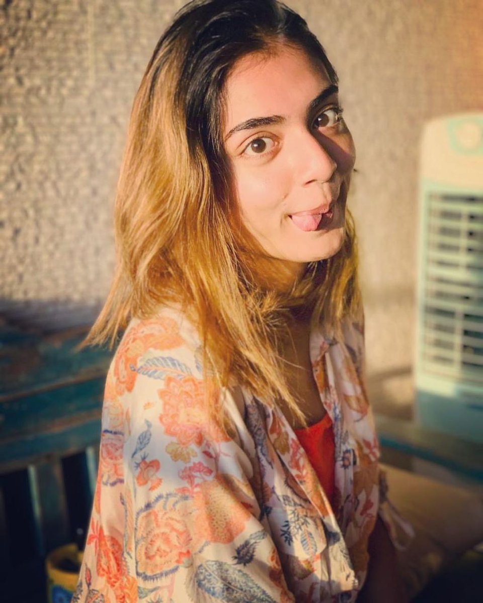 Mr_Perfecttwitz's tweet photo. #HBDNazriya

Happy birthday to the Overrated Nazriya 🥰 https://t.co/DRpc3yCyXy