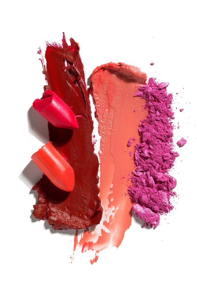 AgenceHouseOff's tweet image. "Un de mes plus beaux souvenirs a été de collaborer au concept global d'Infrarouge de Chanel.  Souvenir lié à une belle rencontre, enrichissante, passionnante, celle de Heidi Morawetz et Dominique Montcourtois." - William Arlotti

#houseoff #beauté #makeup