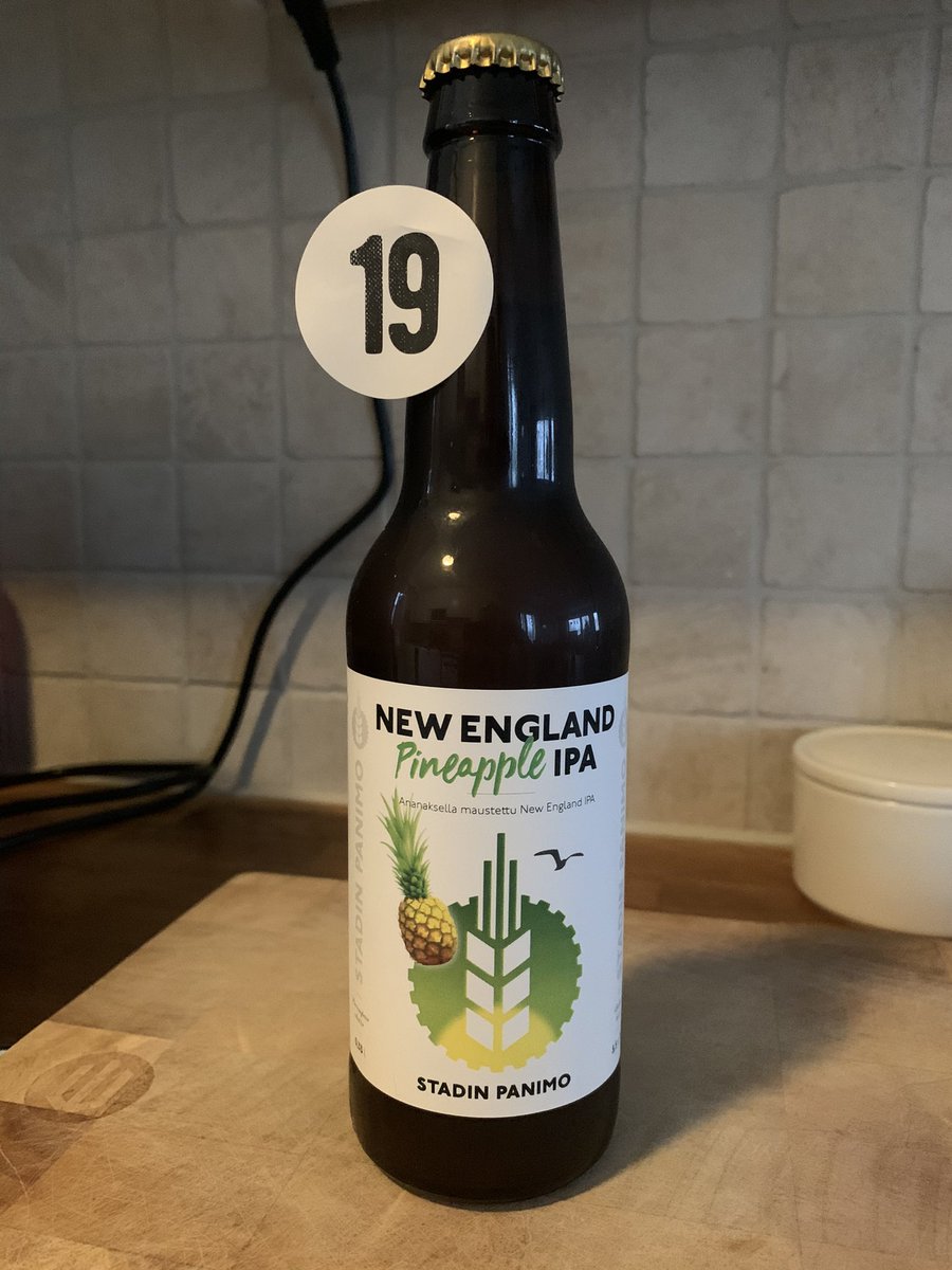 TWistbacka's tweet photo. @DanOlsson85 @Jontiinho #Lucka19 Denna skall bli intressant 🍍🍺 https://t.co/xfzpz5xPnm