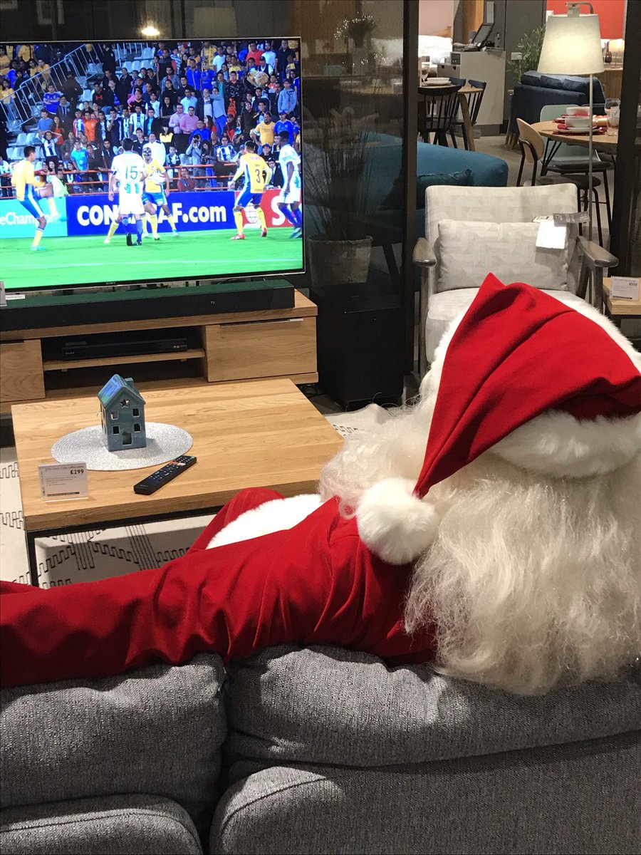 Back at @jlandpartners West Quay #Southampton this weekend. Come and say a socially distanced and safe Merry Christmas.