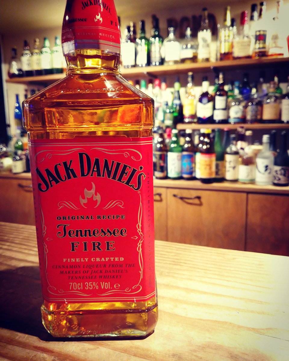 Fishing Bar Pond ジャックダニエル Tennessee Fire 入荷しました これからはお湯割りがオススメ お湯割りにすることでシナモンの香りや甘みが引き立ち絶品です 是非一度お試しください Fishingbarpond 福岡bar ウイスキー ジャックダニエル