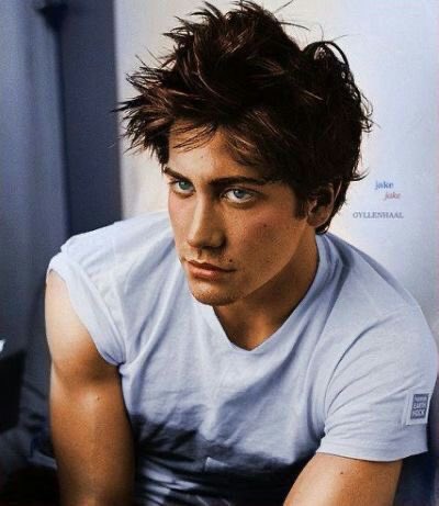 HAPPY BIRTHDAY JAKE GYLLENHAAL    