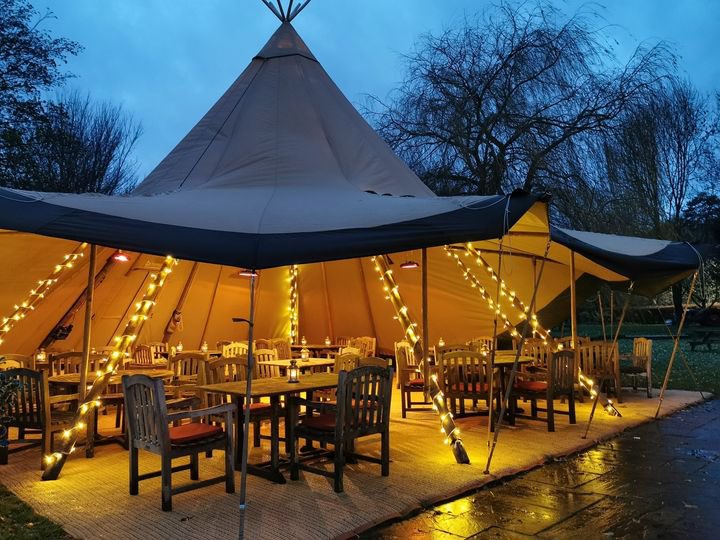 Marquees_Events's tweet photo. Another great week building for lots of pubs and restaurants. We love being able to support and work with so many company’s providing bespoke dining areas.
#allaboutme #tipi #teepee #marquees #inthistogether2020 #bespokedesigns https://t.co/1PVIno9XOw