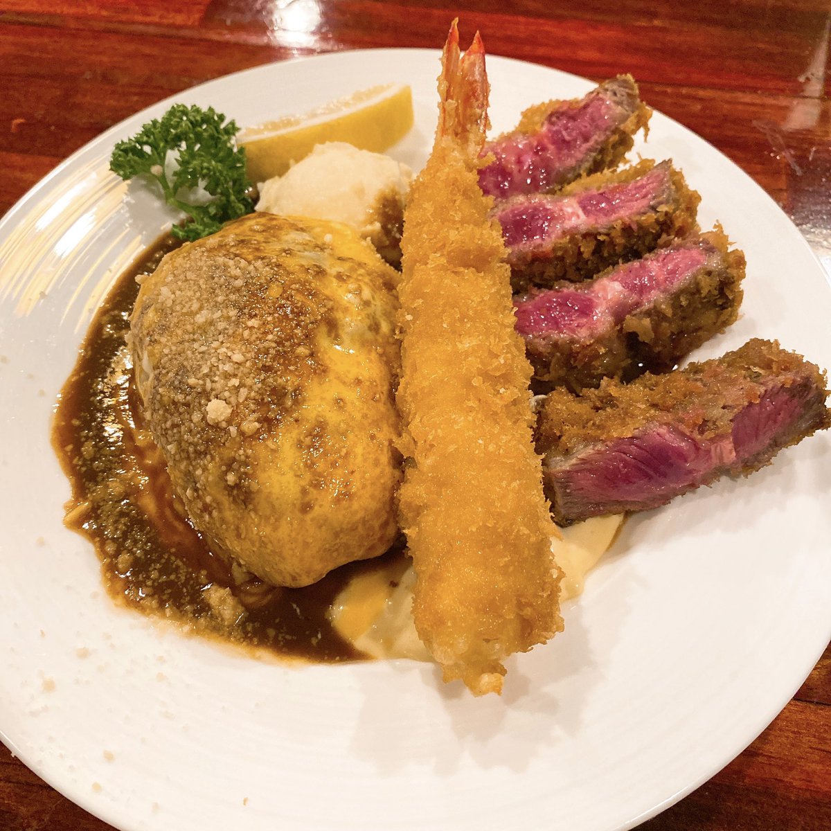 umaumaOK's tweet photo. お米屋さんが併設された洋食屋だから洋食だけじゃなく米が美味し過ぎる🤣
京都の北野白梅町あたりの「キッチンパパ」さん。
糖質制限ブレイカーとも言える味の破壊力でばっちりおかわりしてしまいました😀💦💦💦笑

#キッチンパパ https://t.co/jGrqGpDd2j