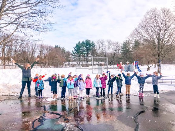 Finding joy at recess! Enjoying the snow <a href="/chapman_school/">Chapman School</a>! #cheshirepublic #cheshirectpublicschools #cheshirepublicschools