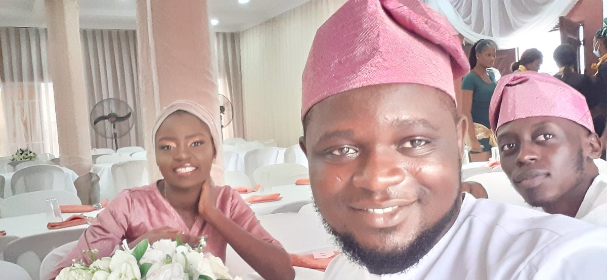 RidwanuLlah's tweet photo. See fine people. @M_borlarjoko
na fine woman sha
#PSA2020 https://t.co/DsM7D25RkK