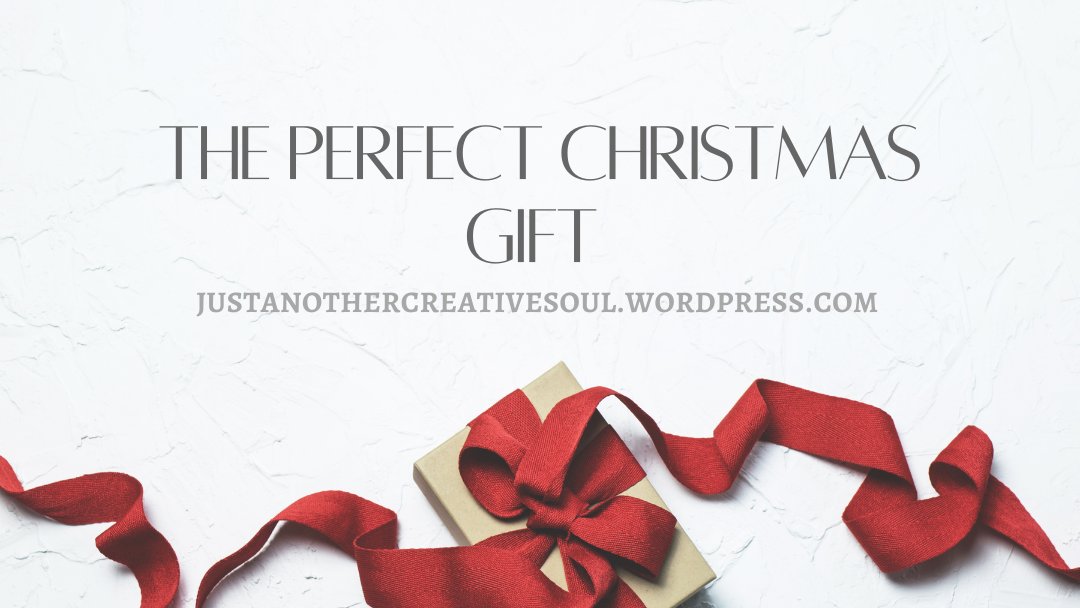 FibbieS's tweet photo. The struggle that comes with finding the perfect Christmas gift is over. On day 6 of 12 days of BLOGMAS I share with you tips on how to find or make the perfect Christmas gift. https://t.co/nG6tcY5T7D https://t.co/AnZOHDvM5w