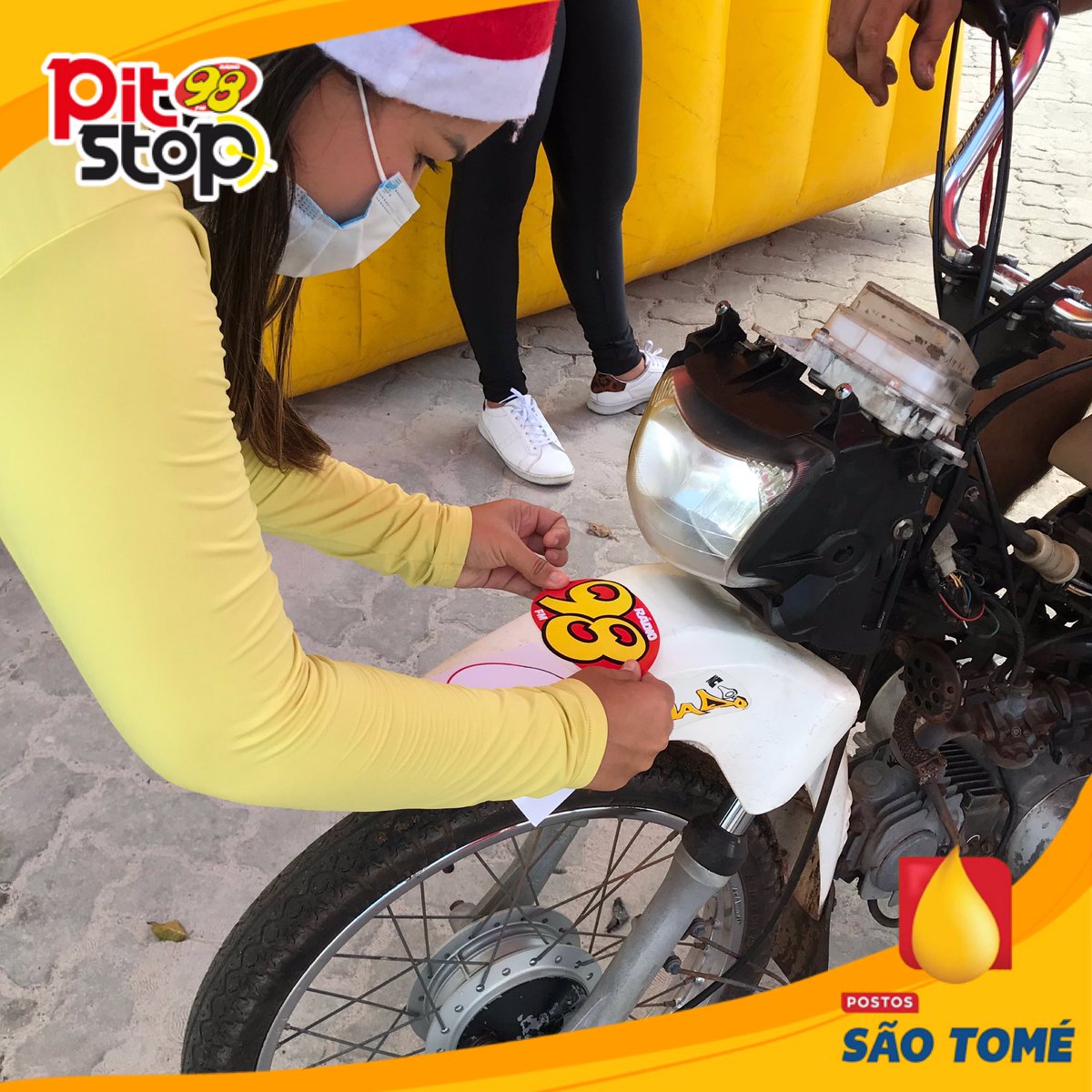98FMNatal's tweet photo. Hoje é dia de #PitsStop98 na inauguração do Posto Ipiranga, um lugar completo esperando por você! Passe por aqui e aproveite as grandes vantagens de abastecer com combustível de alta qualidade Ipiranga. Av. José Mário de Farias, vizinho a Potiguar Honda, em Touros. https://t.co/OSdBKbWxDk