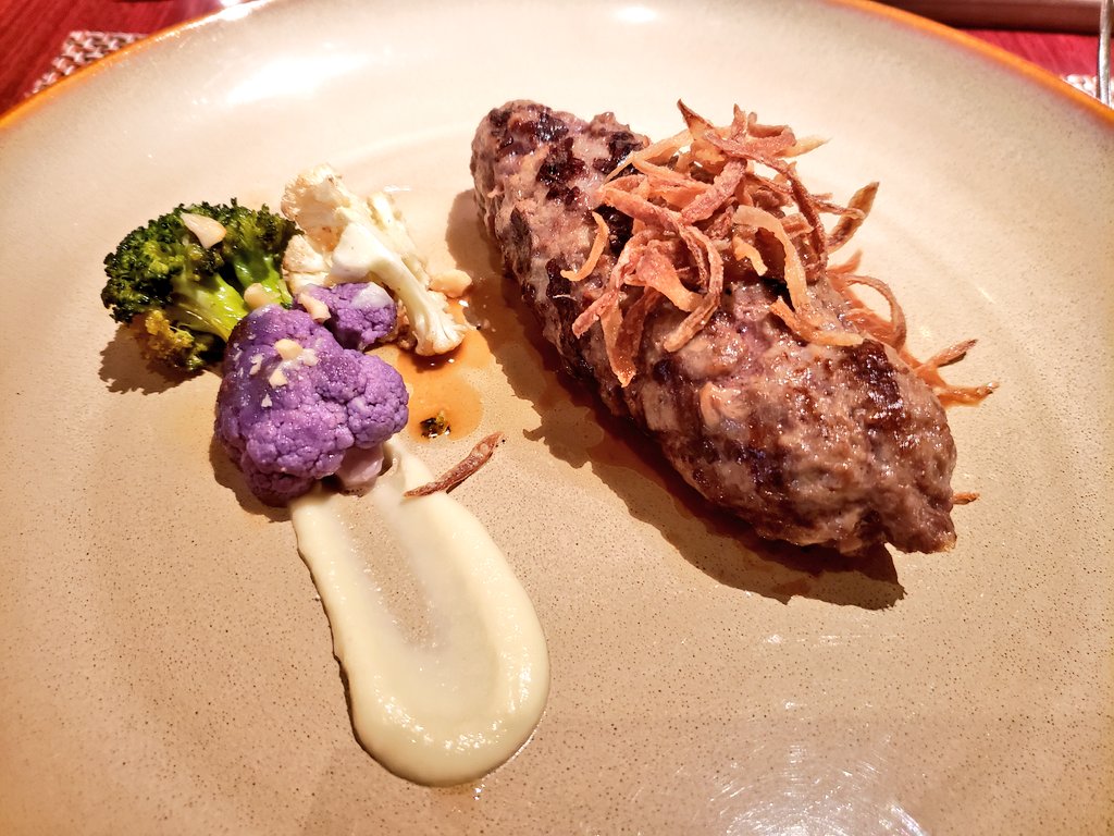 みんなの ヒルトン東京 ハンバーグ 口コミ 評判 食べたいランチ 夜ごはんがきっと見つかる ナウティスイーツ