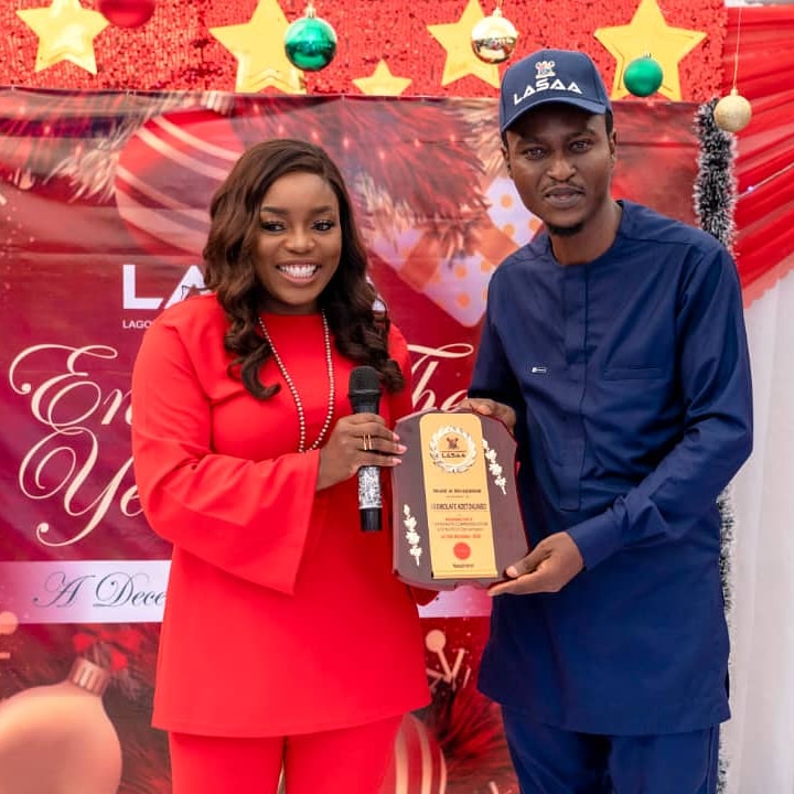 adetokunboakomo's tweet image. With @teamiambisola