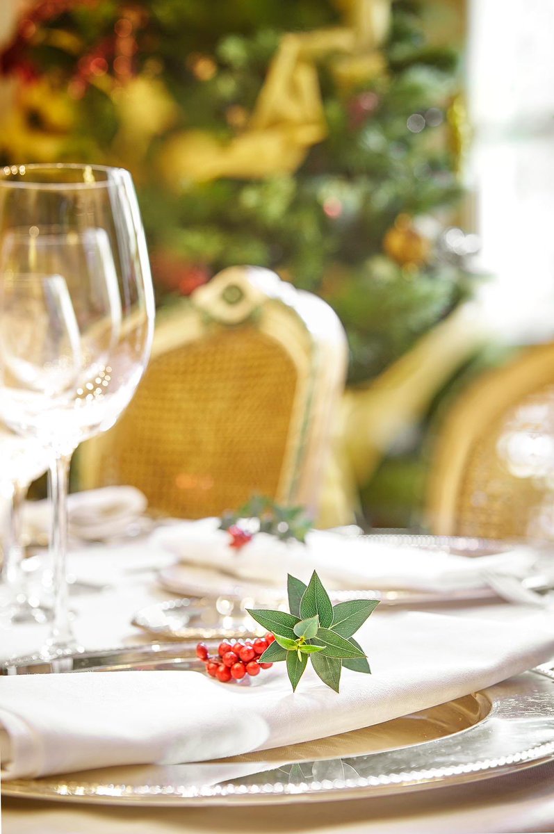 🌟✨🌟✨🌟✨🌟✨🌟✨🌟 Celebrar la Navidad en ⁦<a href="/HotelOrfila/">Hotel Orfila</a>⁩ mantiene el espíritu y la ilusión de estas fechas #seguimosadelante #celebrarlavida , gracias a Verónica García por mostrarnos este #regalo . Agradecida ⁦<a href="/Mar29Romero/">Mar Romero</a>⁩ en ⁦@CAPITALRADIOB⁩