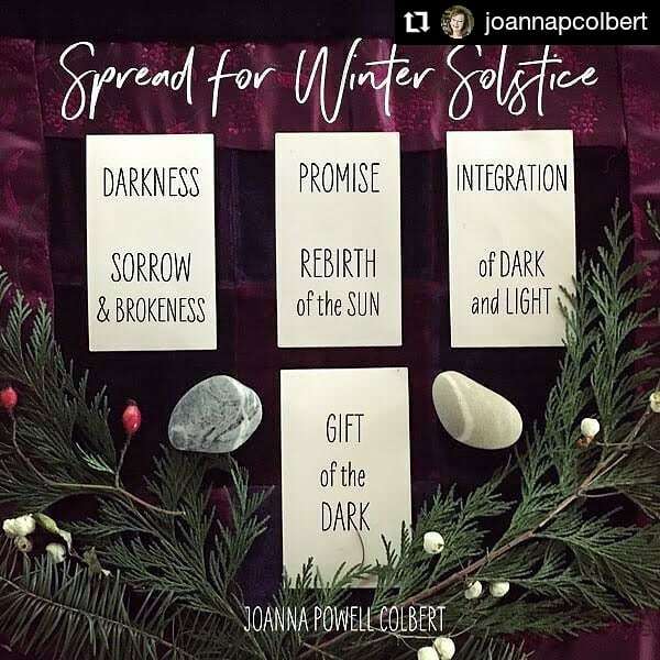 alicrosstarot's tweet photo. Lovely spread from @joannapcolbert Working with this one on Monday, I think.
#solstice #wintwrsolstice #tarotspread #oraclespread #taroteveryday #wintertarot https://t.co/Rx8VWbOCIu https://t.co/HzBZvK1HFy
