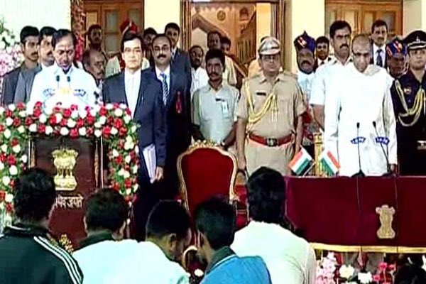 MY THREAD on Hon’ble CM  #KCR Garu’s Government 2.0 HighlightsDevelopment & Welfare of  #Telangana takes precedence in the second consecutive term of  @trspartyonline Govt 2.0...(1/10) @TelanganaCMO  @KTRTRS