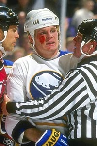 hockey_samurai's tweet photo. I though that the NHL most penalized team would have been the Broadstreet Bullies or the Big Bad Bruins of the 1970's but nope. It's the 1991-92 Buffalo #Sabres thanks in large part to 3 players. Rob Ray, Brad May and Gord Donnelly each had over 300 PIM or about 35% of the total. https://t.co/SGR09K1rIY