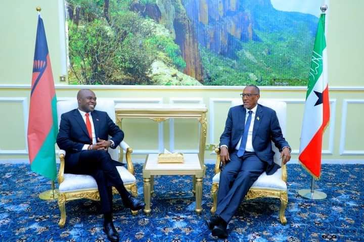 Moh_eaman's tweet photo. #Malawi's minister of foreign affairs visited Republic of #Somaliland today, this is igniting the value of Somalind in the horn https://t.co/eqkvCWBEZi