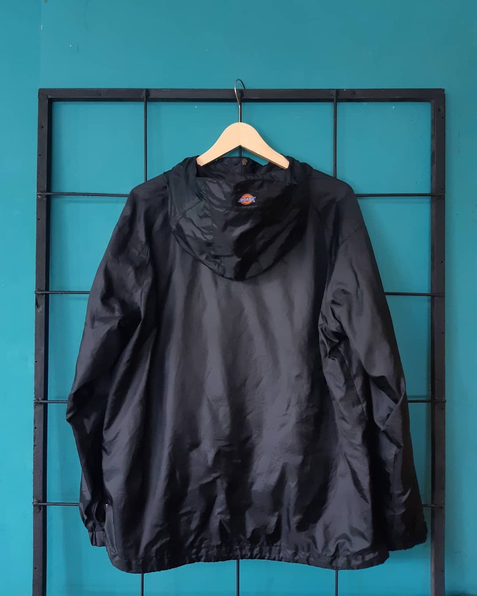 amongdagang's tweet photo. Dickies
Size 100/ L fit XL
#readyamdg

Like New

Waterproof
Windbreaker
Inner Pocket

Good condition/ Used / 2nd
Warna pekat
Kondisi 98%

❗❗Harga?? Tanyakan❗❗

Info &amp; order:
Fast respon WA 089649467242 https://t.co/vEx6ATFiC4