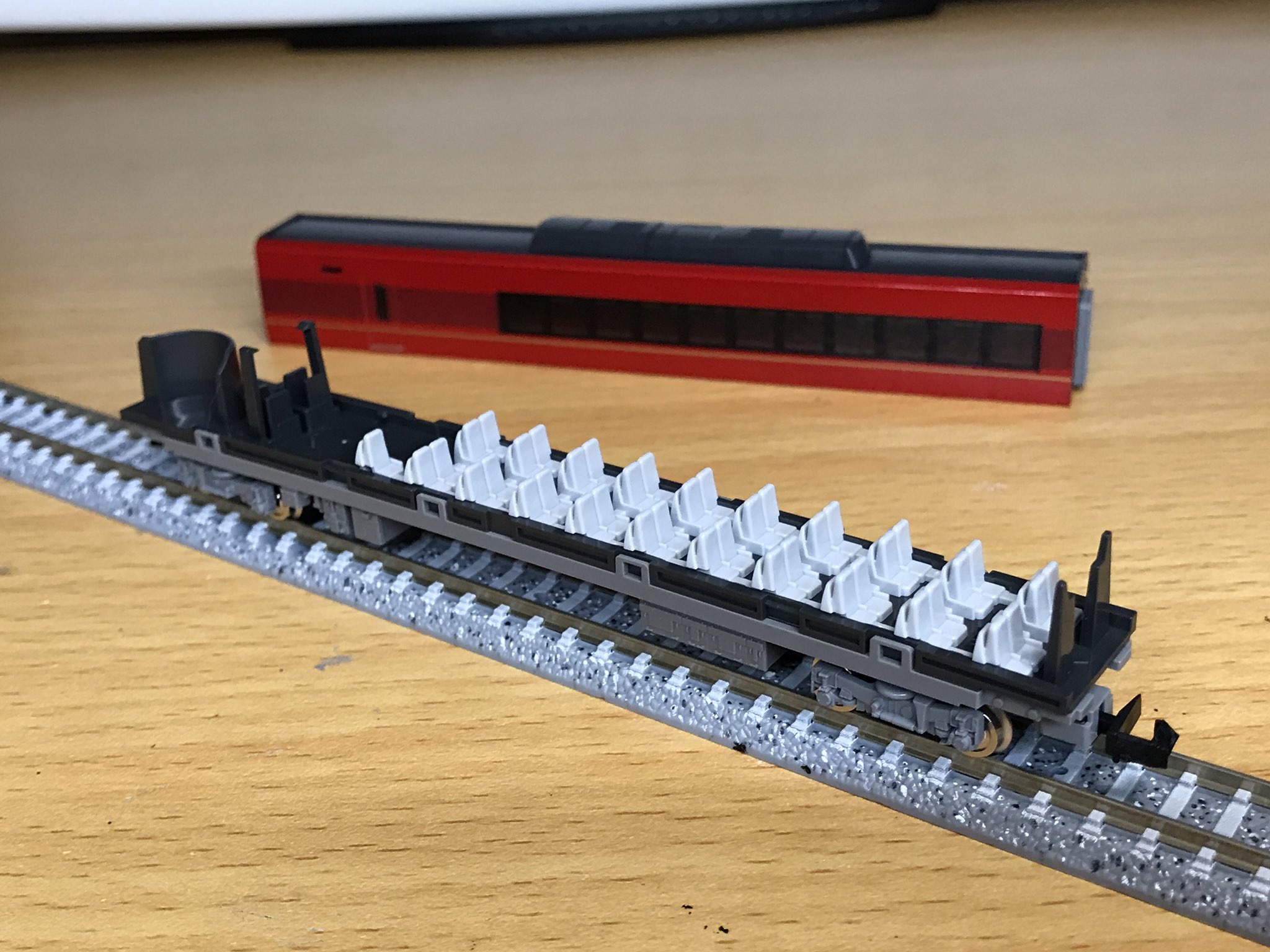 売上実績NO.1 値下げ！バンダイ純正走行台車T12両分付き 近鉄特急14両